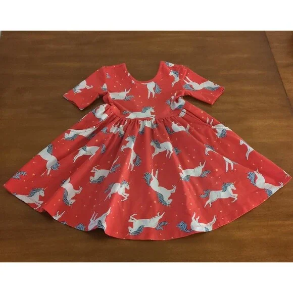 Hanna Andersson Girls unicorn all over print Skater dress with Pockets size 4. - Picture 2 of 6